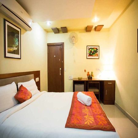 Hotel Sri Madhura Inn ハイデラバード エクステリア 写真
