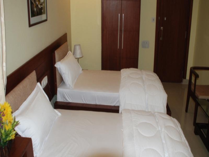 Hotel Sri Madhura Inn ハイデラバード エクステリア 写真