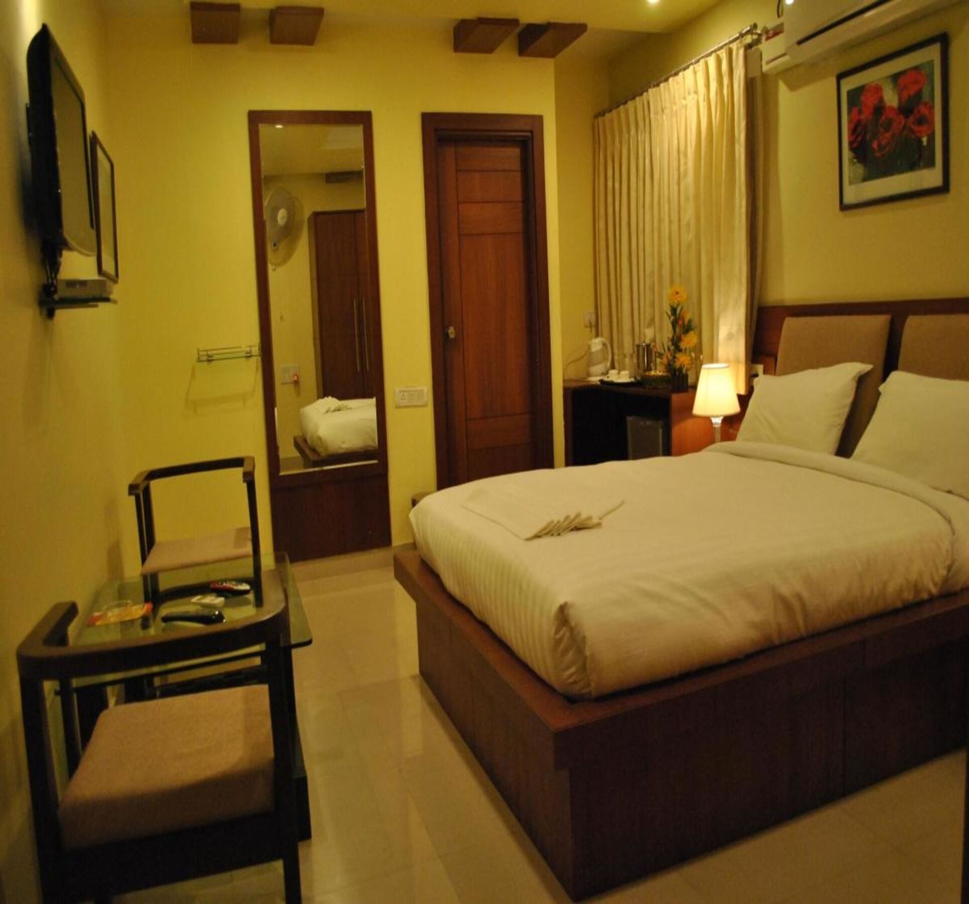 Hotel Sri Madhura Inn ハイデラバード エクステリア 写真