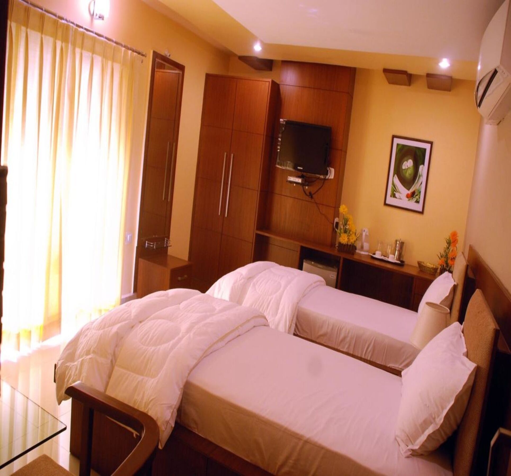 Hotel Sri Madhura Inn ハイデラバード エクステリア 写真